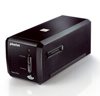 Plustek OpticFilm 8200i SE Film Scanner 